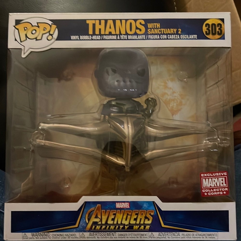 Pop Figure: Thanos with Sanctuary 2